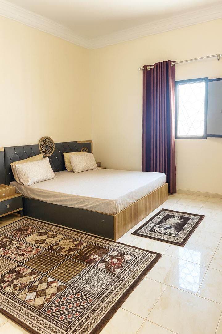 Appartement raffiné avec 2 chambres –  Chez Souad à la Cité Plage 6