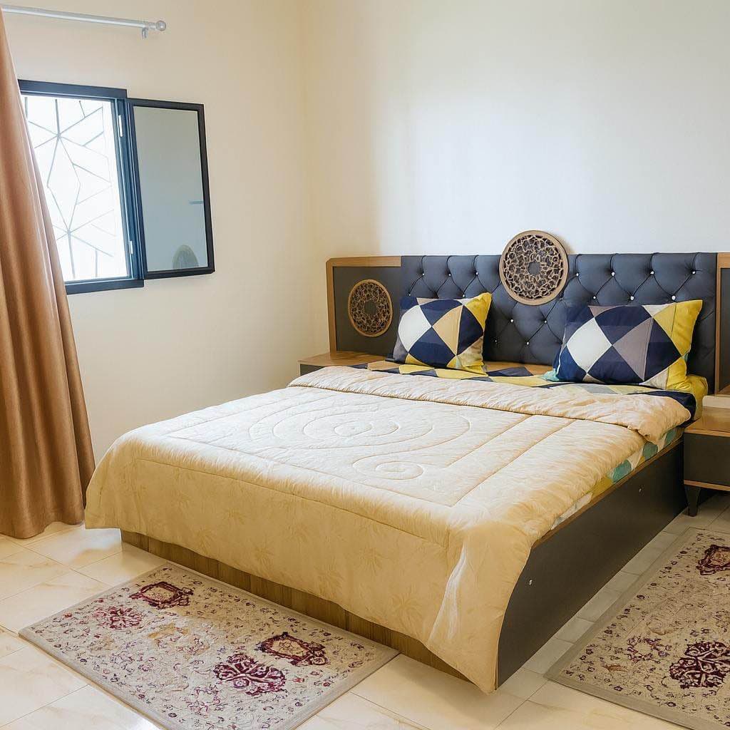 Appartement raffiné avec 2 chambres –  Chez Souad à la Cité Plage 7