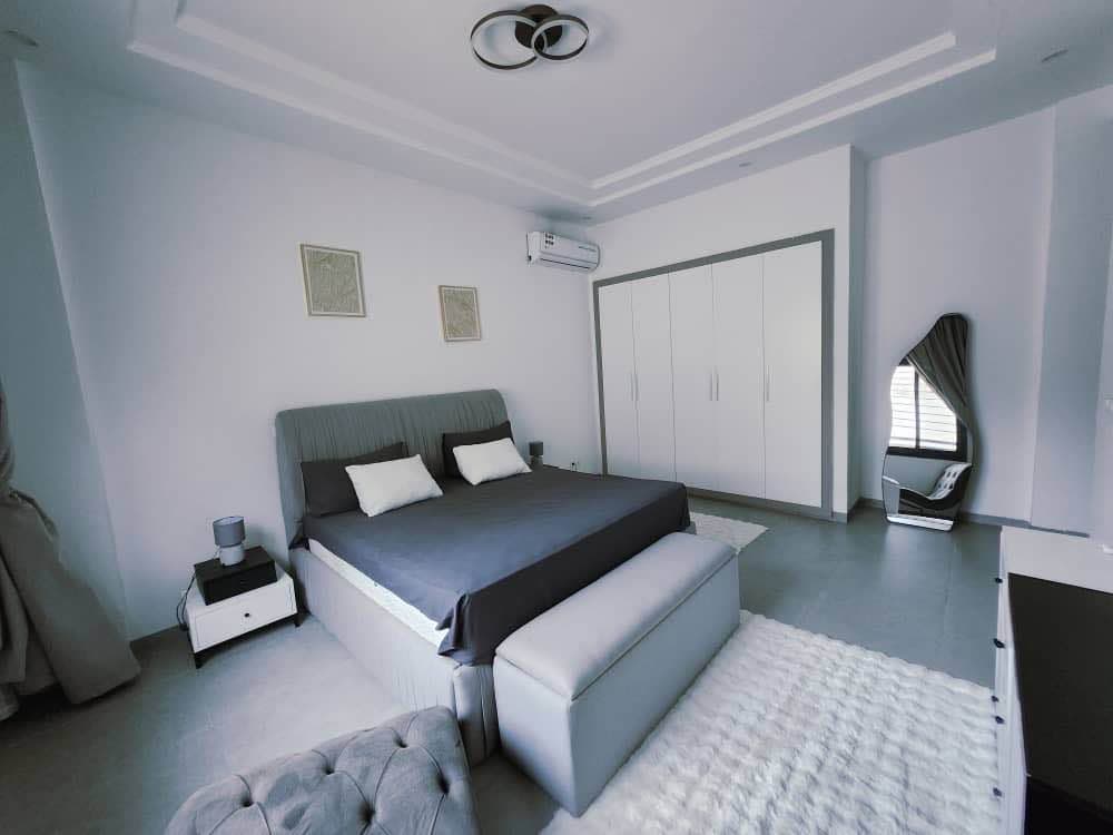 Studio Luxe & Premium – Cité Africa Ouakam 10