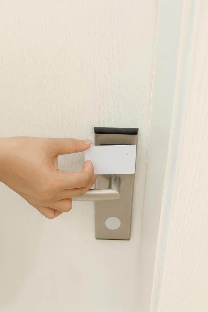 Suite Royale d’Exception – Élégance Mauritanienne à l’Hôtel Marbella 8