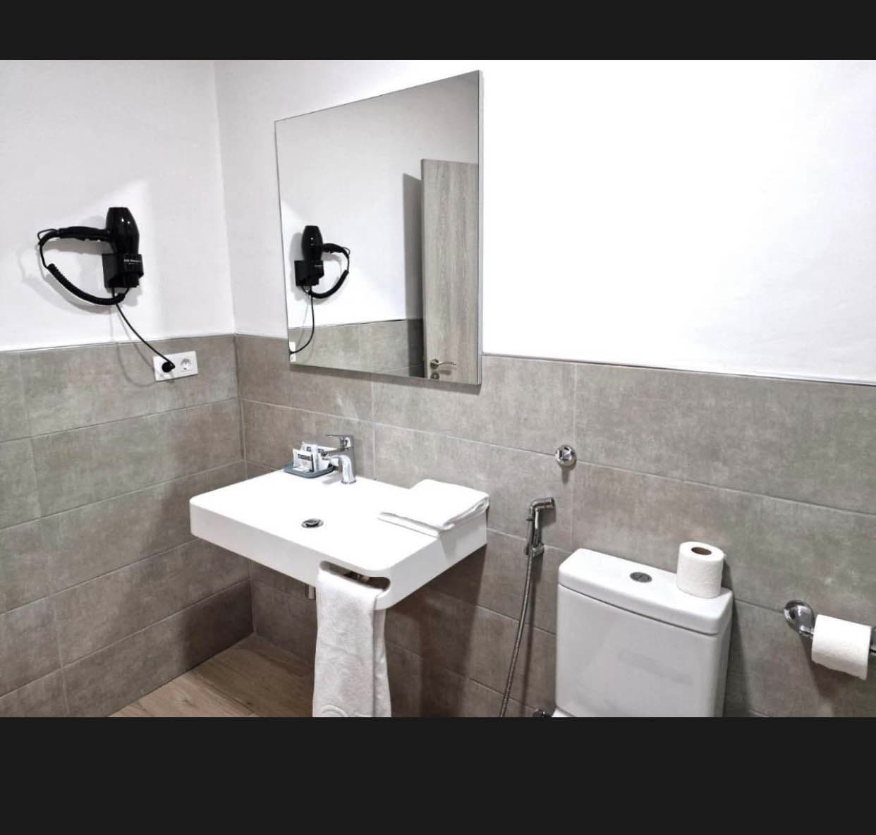 Suite Junior Élégante – Hôtel Aloe Emira 9