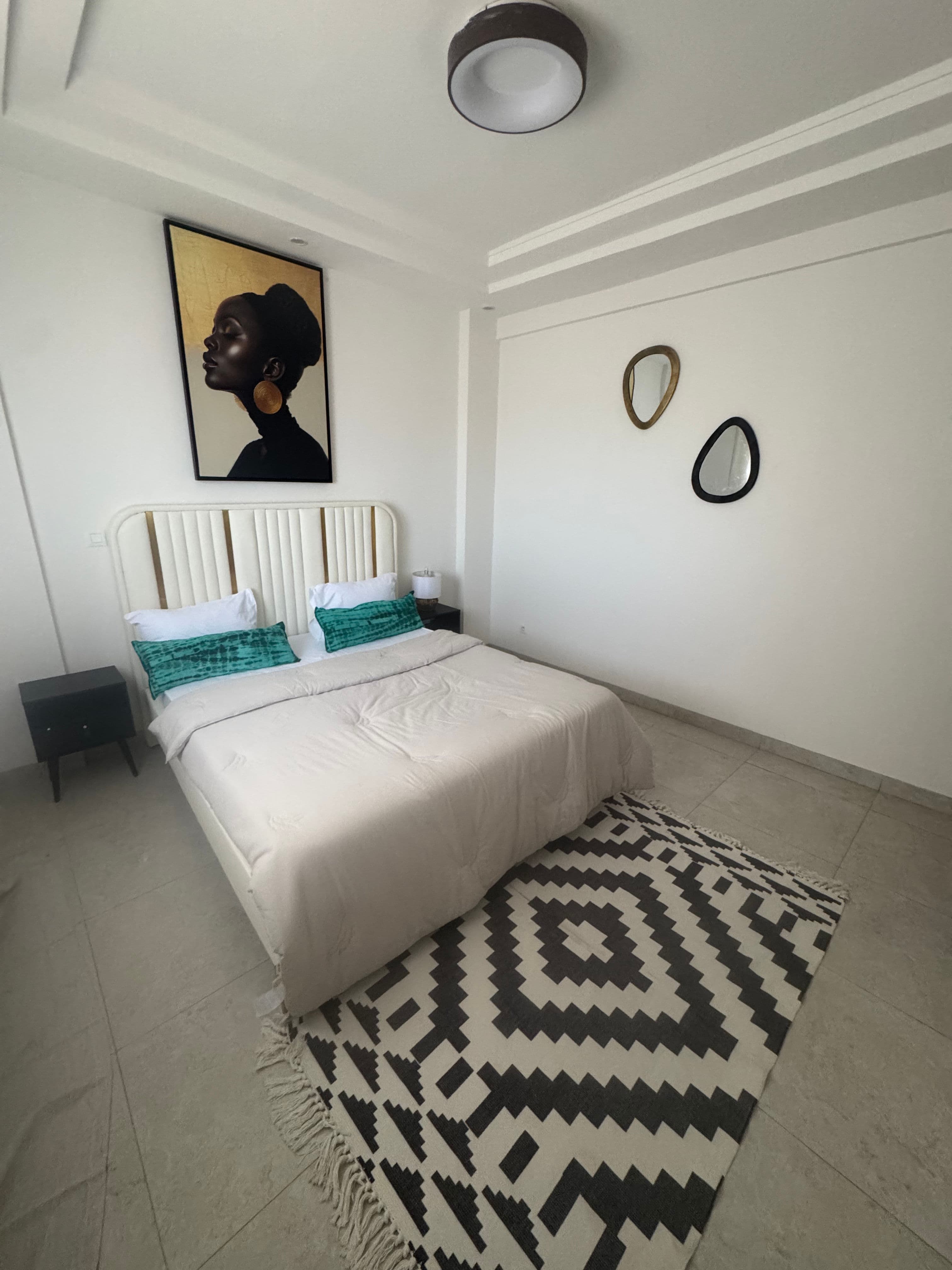 Appartement meublé haut standing – Mermoz, Dakar 3