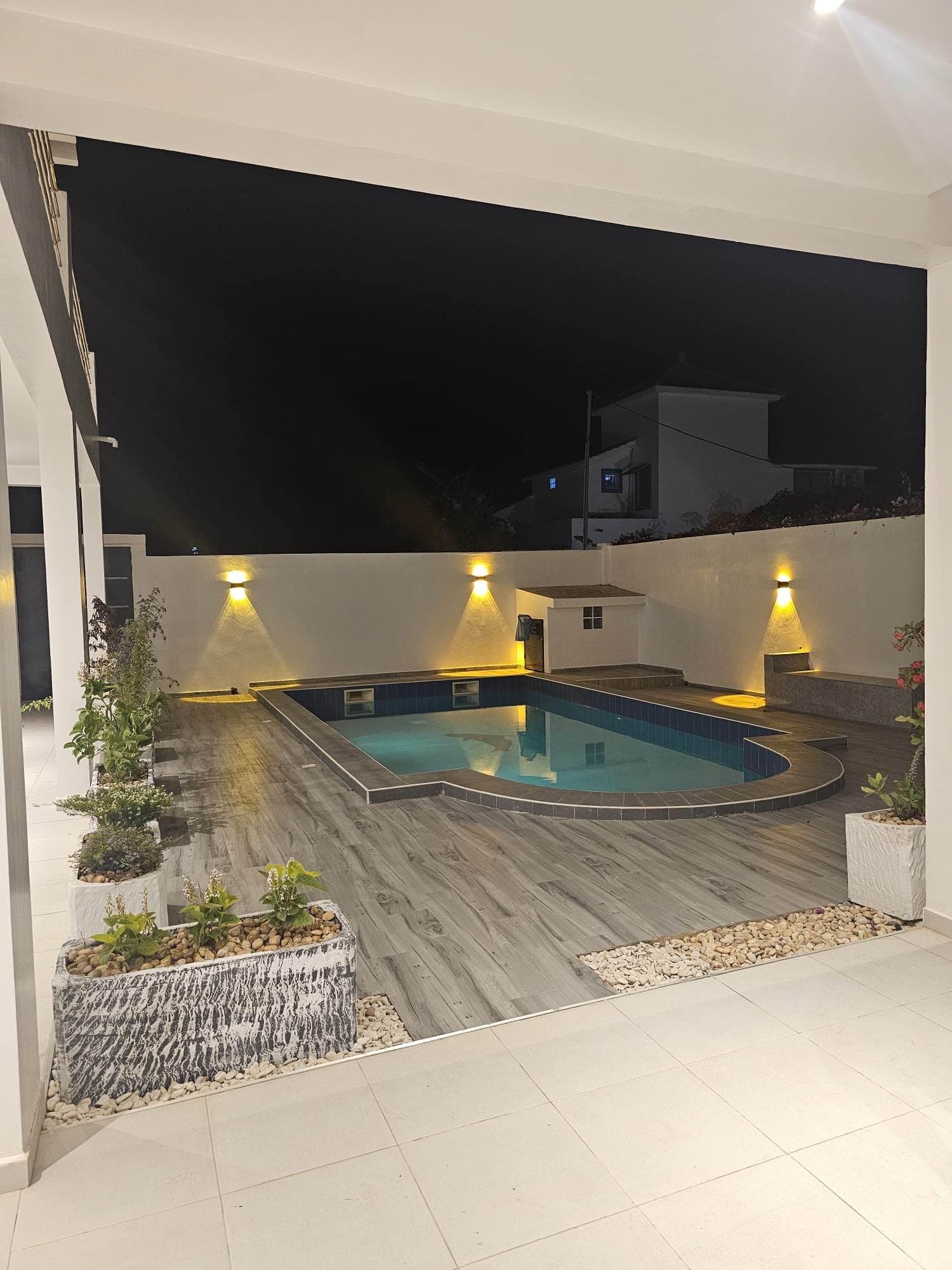 Villa moderne à louer – Ngaparou Médina