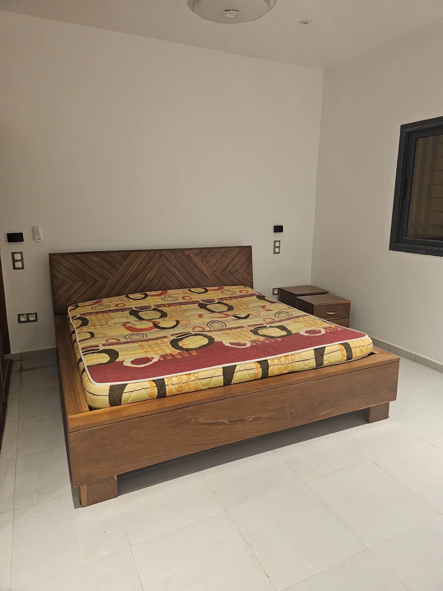 Villa moderne à louer – Ngaparou Médina 9