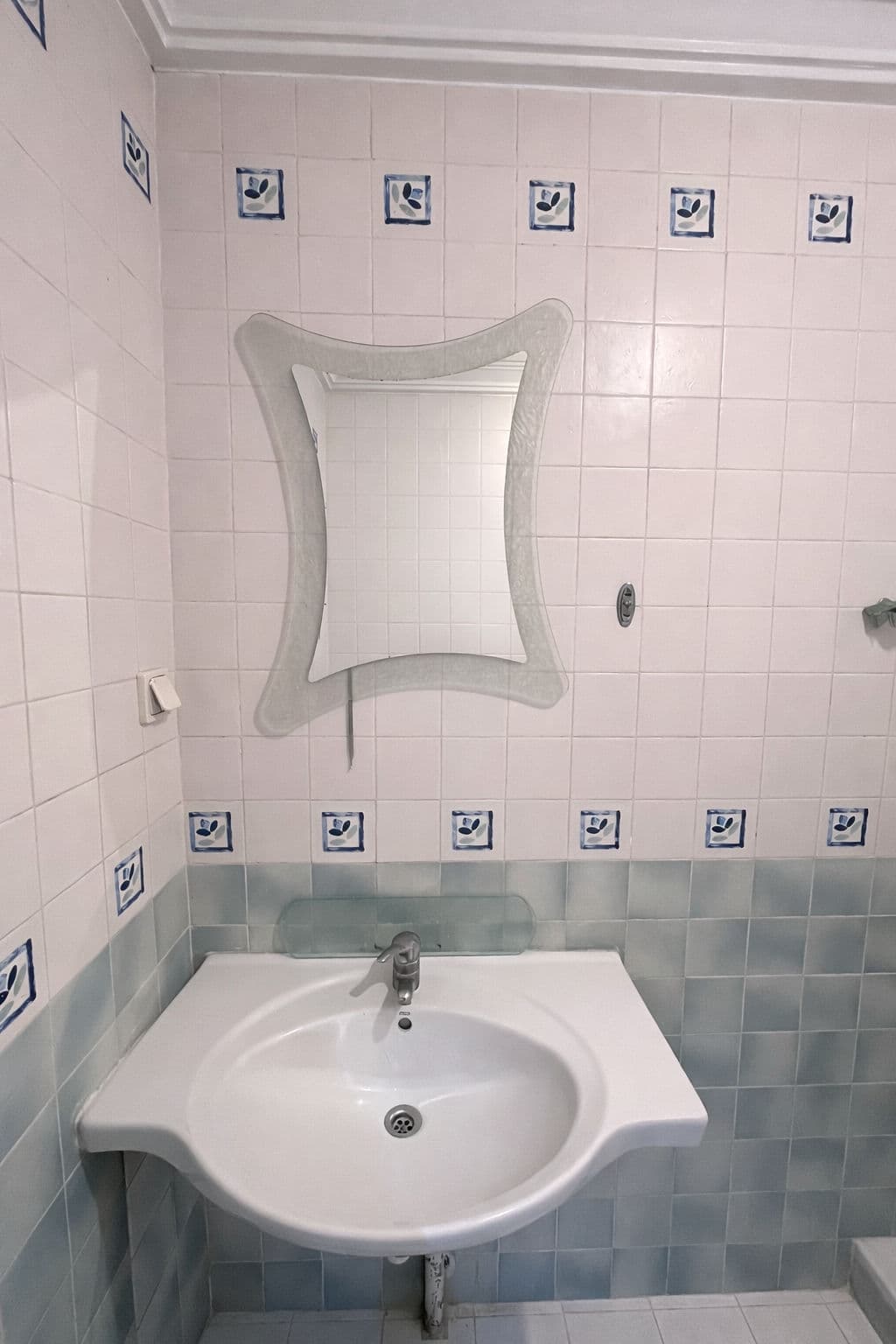 Studio Meublé Moderne au 2ᵉ Étage – Résidence Belvédère 7