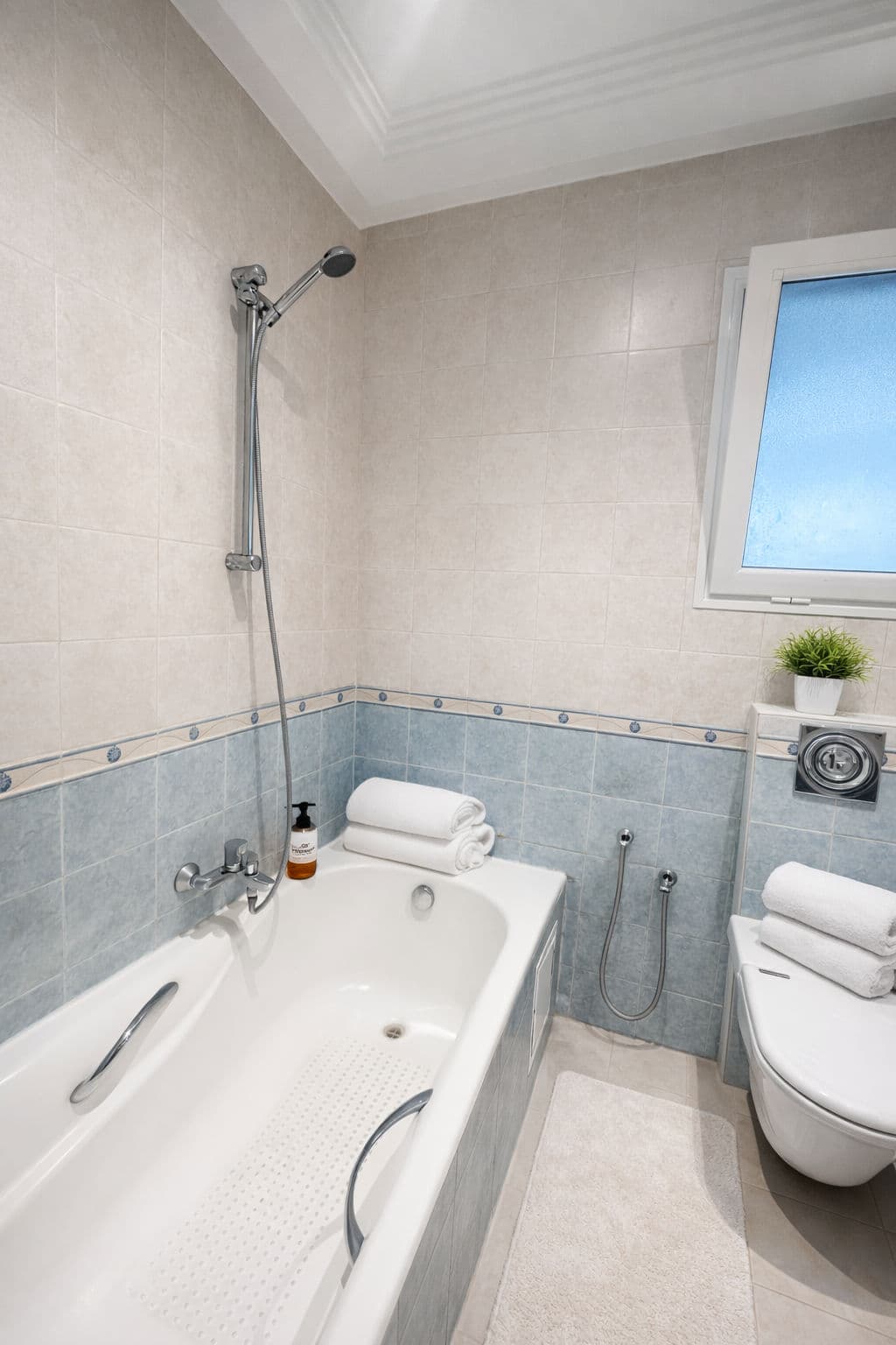 Séjour confortable à Nasr 2 – Appart B8 ( Zerough) 10