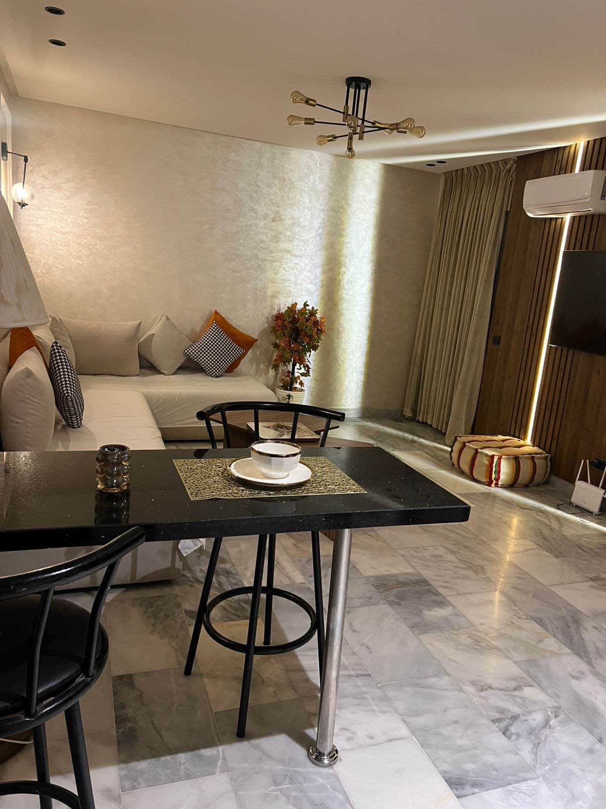 Studio Élégant Haut Standing – Proximité Socrate & Boulevard Yacoub El Mansour 3