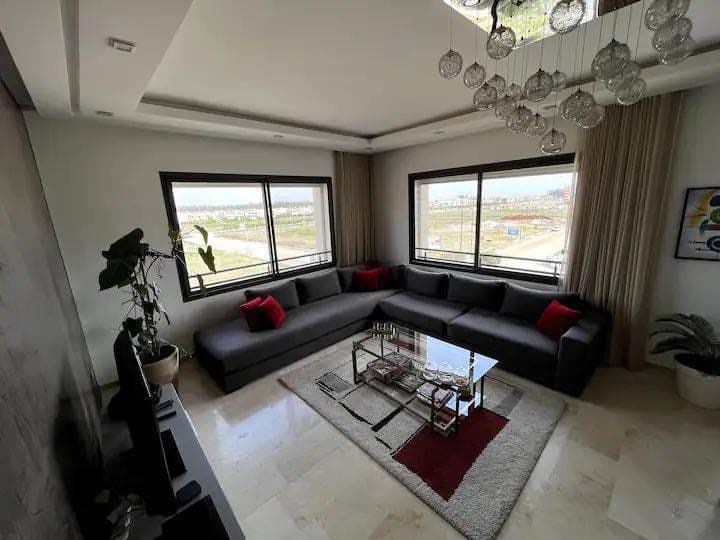 Appartement 3 Chambres avec Piscine – Proche Aéroport Casablanca” 4