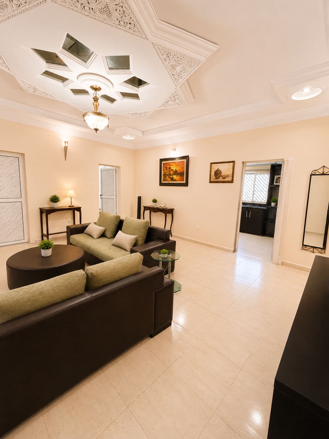 Appartement Spacieux 2 Chambres à l’Îlot K | Double Salon, Terrasse & Garage Sécurisé 6