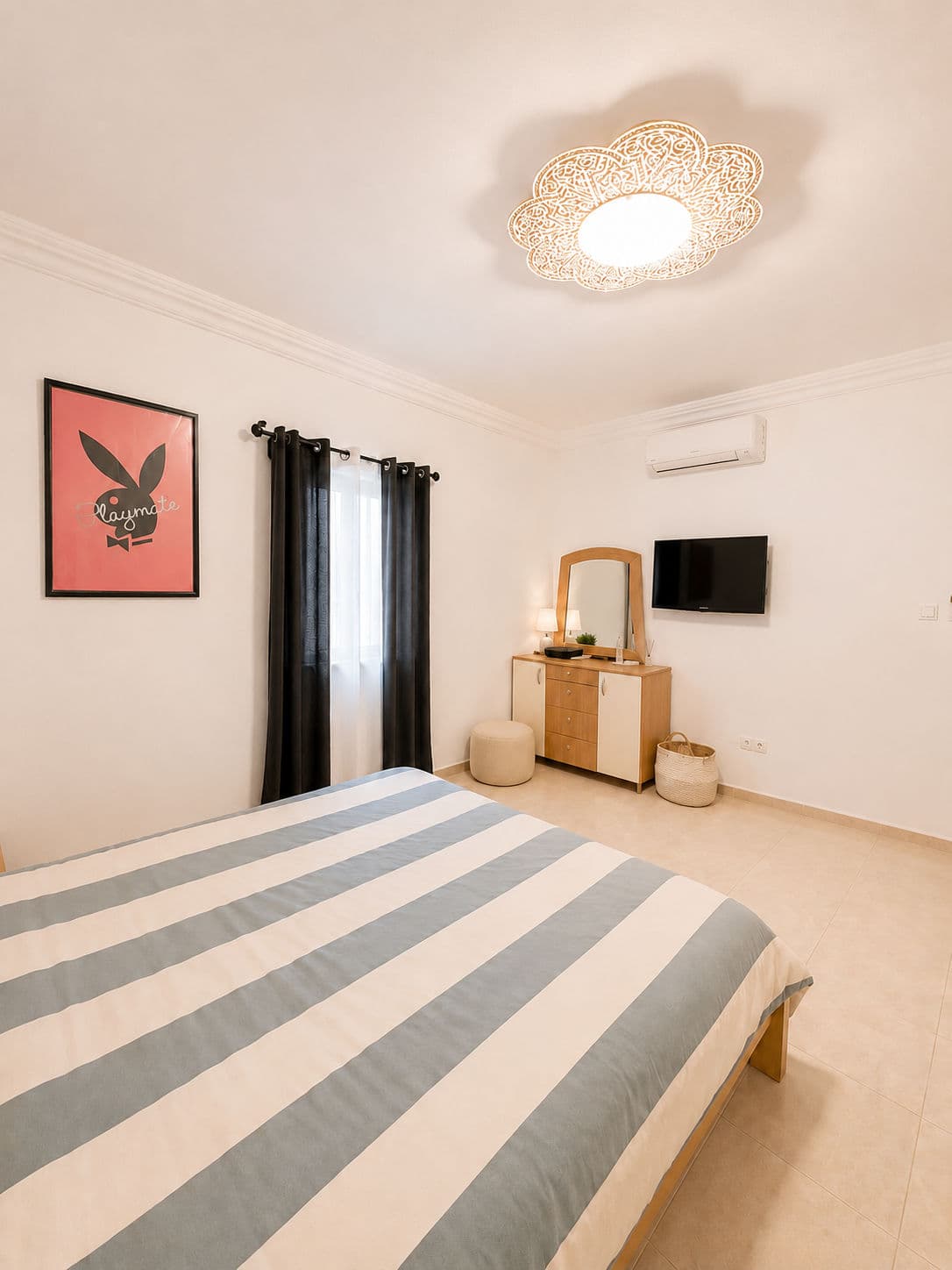 Appartement Spacieux 2 Chambres à l’Îlot K | Double Salon, Terrasse & Garage Sécurisé 8