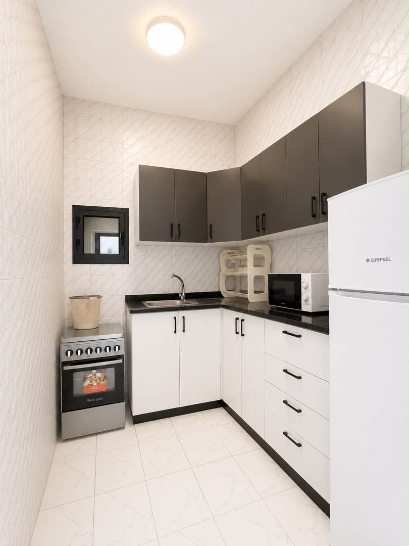 Appartement meublé 2 chambres au 1er étage | Cité Plage, derrière les Pompiers 7
